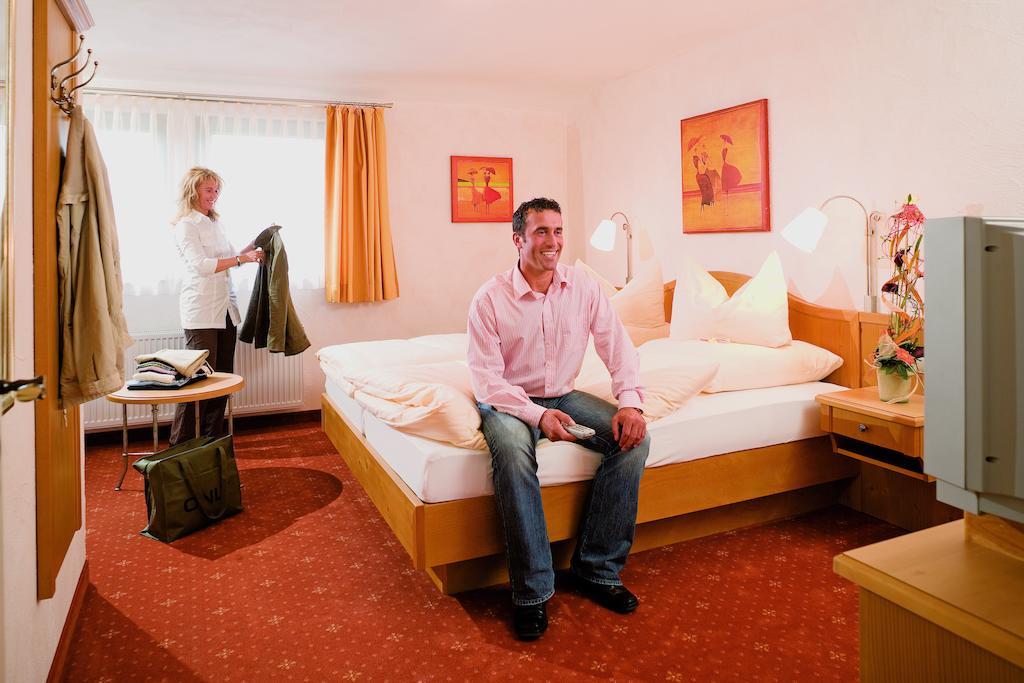 Die Tenne Hotell Willingen  Exteriör bild